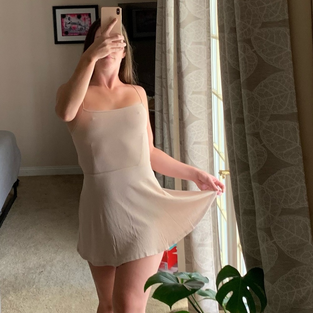 SOLD!! ✨cutest nude slip✨